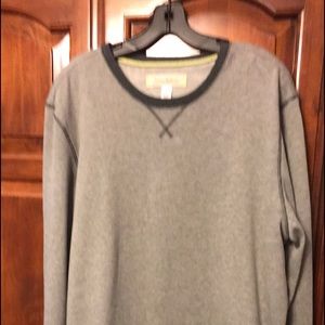 Men’s Tommy Bahama sweatshirt in gray